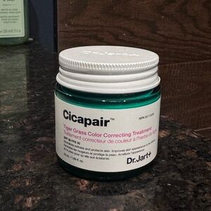 Dr. Jart+ Cicapair Color Correcting Treatment